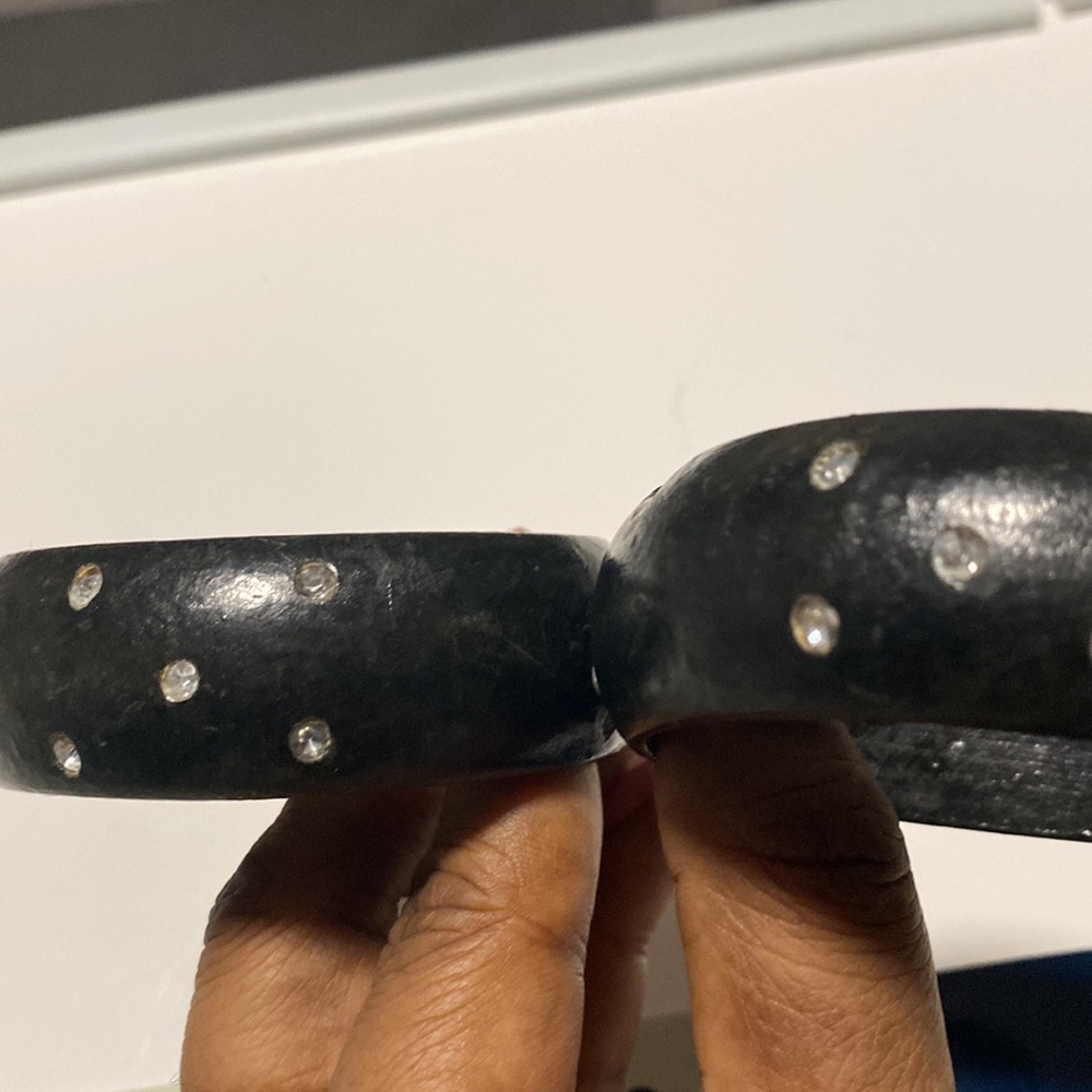 Wood bangle, - Picture 2 of 4